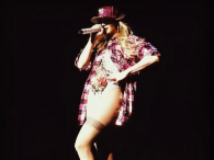 Jennifer Lopez nęci na scenie